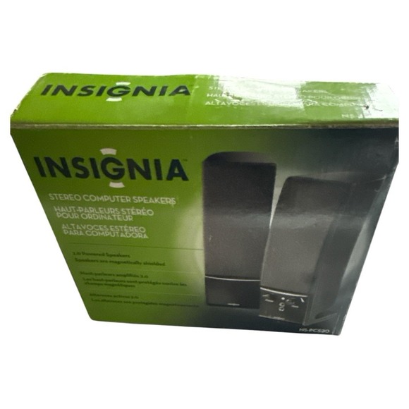 Insignia NS-PCS20‎ 3.5mm Wired Computer Stereo Speakers Black No PSU - Picture 1 of 8